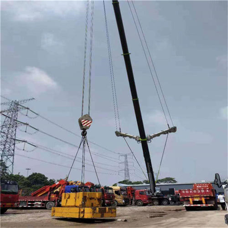 雷鸣镇风电设备吊装